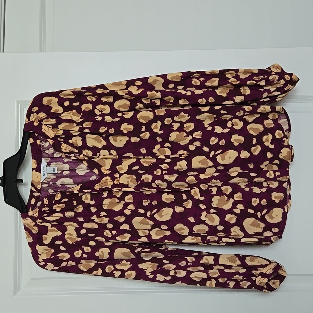 Nine west top